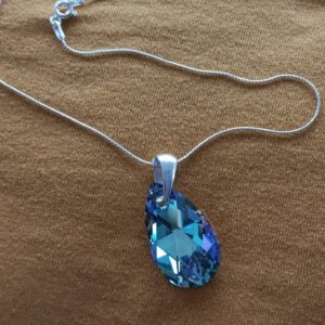 Náhrdelník Swarovski elements hruška fialová - Vitrail Light 28mm