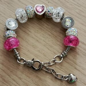 Náramok s korálkou ružové srdce