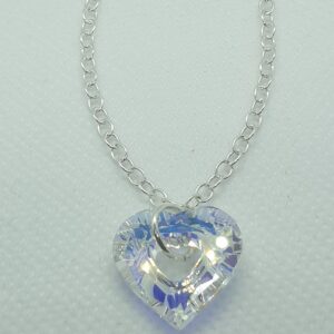 Strieborný náramok s príveskom Swarovski srdce vo farbe dúhovej Crystal AB