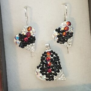 Trblietavá čierna súprava náušnic s príveskom so Swarovski kryštáľmi