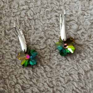 Strieborné náušnice Swarovski el. Flower zelené Vitrail Medium 12mm